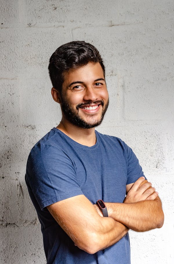 Dr. Carlos Mendes